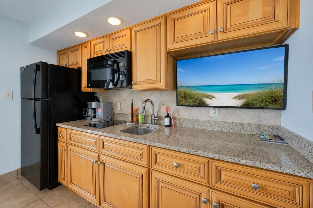 4800 South Ocean Blvd. Photo 10