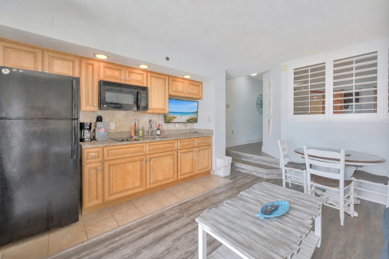 4800 South Ocean Blvd. Photo 6