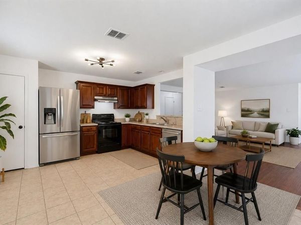 1612 Crown Point Drive, Little Elm, TX 75036