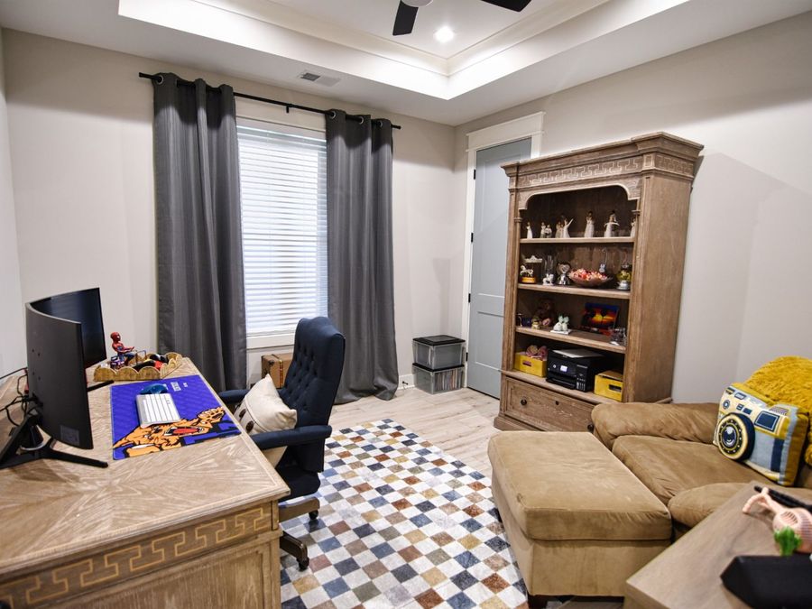 Property Image 28