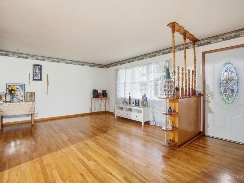8738 Martz Paulin Road, Franklin Twp, OH 45005 Photo 6