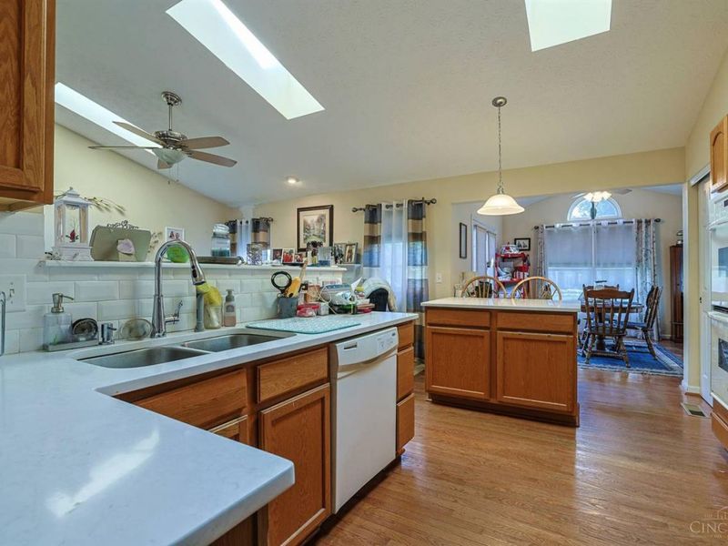 728 Sonya Court, Monroe, OH 45050 Photo 12