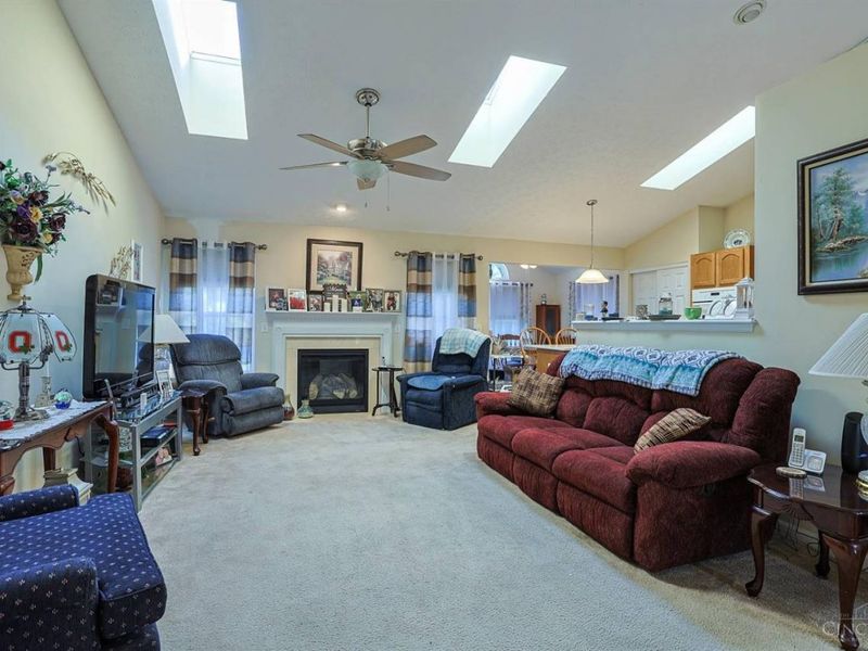 728 Sonya Court, Monroe, OH 45050 Photo 6