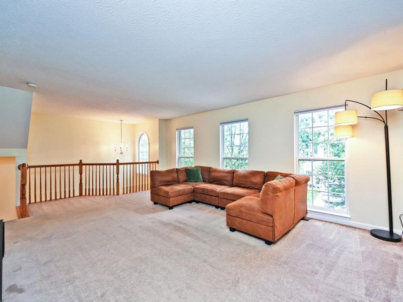 707 Terrace Hill Trail, Union Township, OH 45150 Photo 7