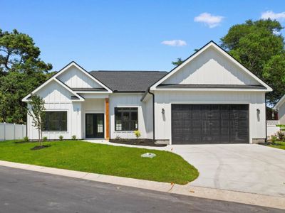 885 Cardinal Pl., North Myrtle Beach, SC 29582