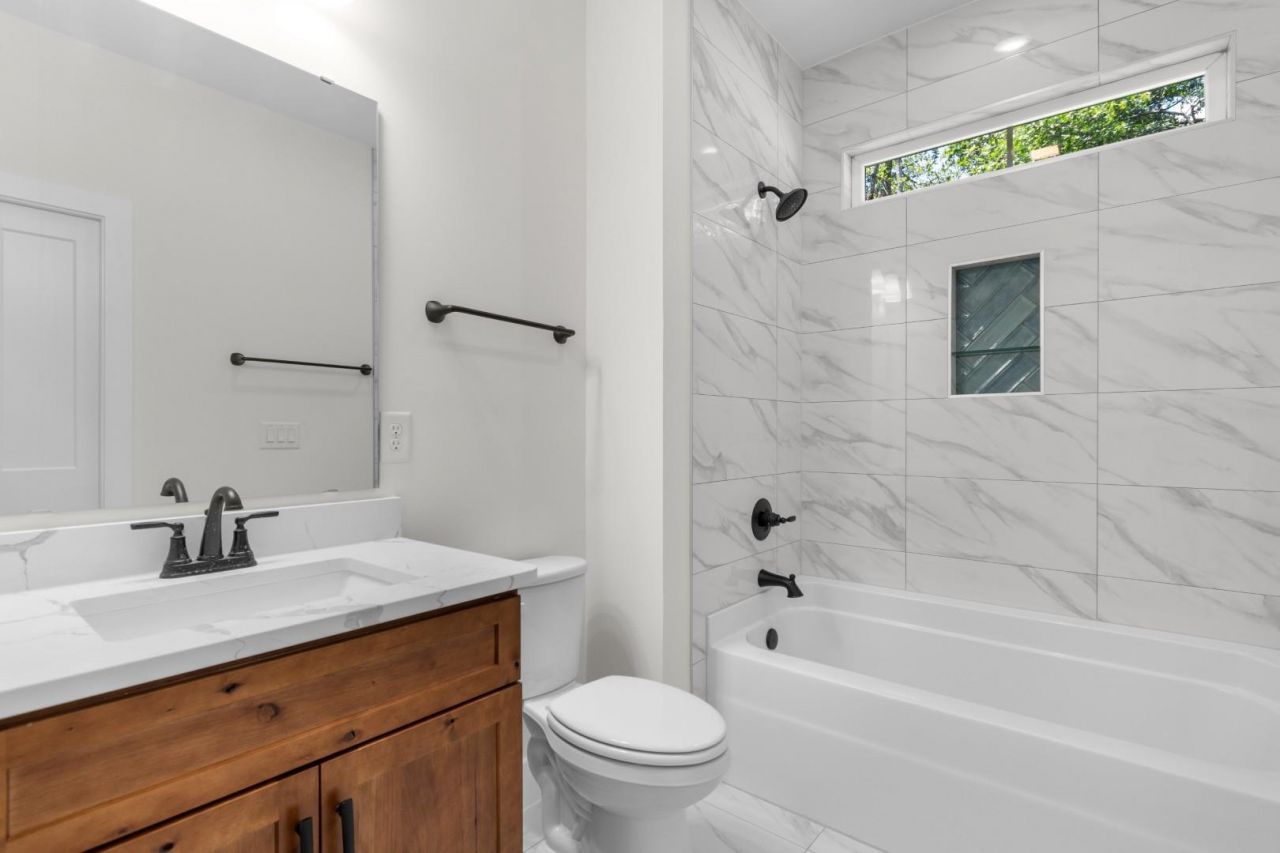 885 Cardinal Pl. Photo 26