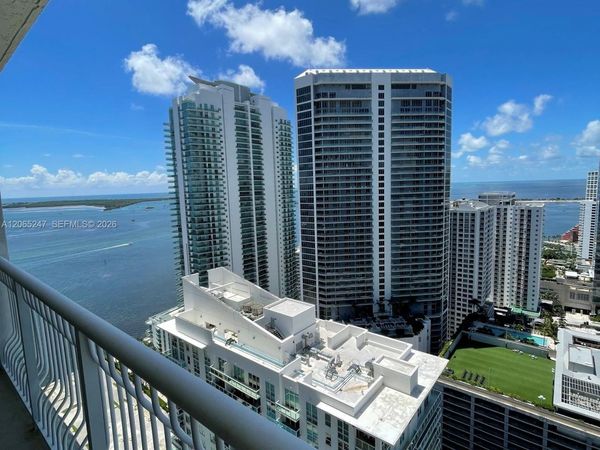 1200 Brickell Bay Dr, Unit 3821, Miami, FL 33131