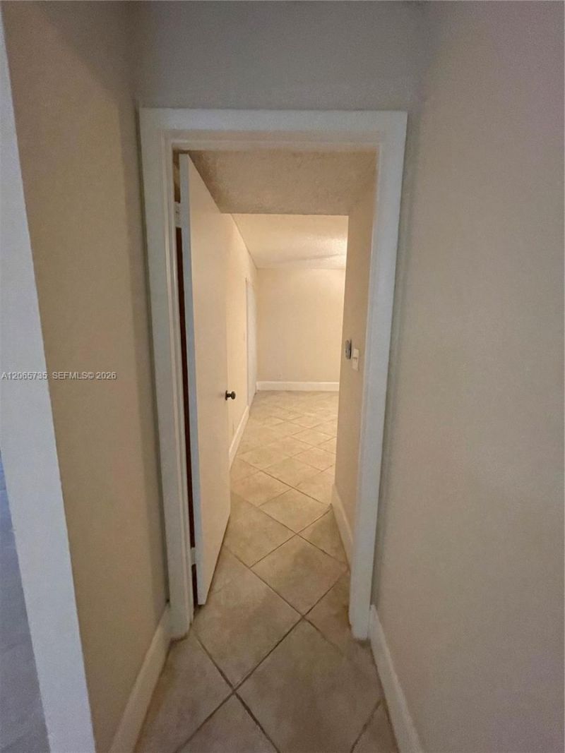 10101 W Sunrise Blvd , Unit 106, Plantation, FL 33322 Photo