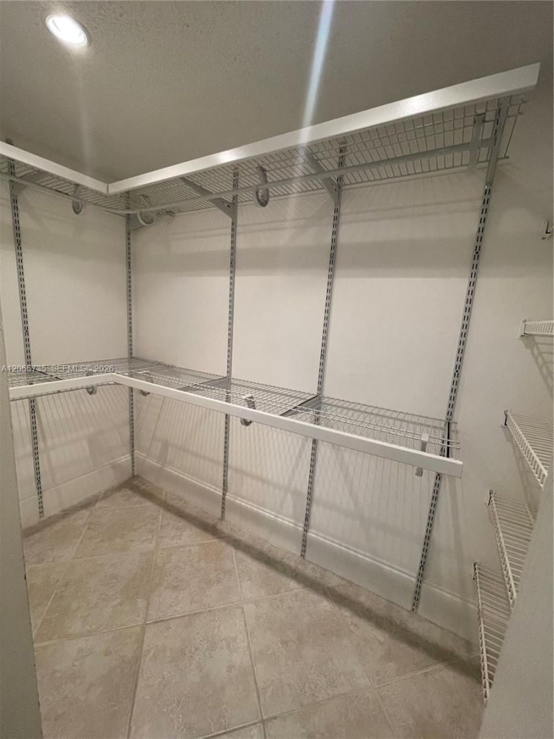 10101 W Sunrise Blvd , Unit 106, Plantation, FL 33322 Photo