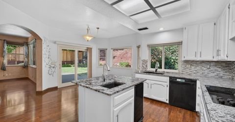 261 Baurer Cir, Folsom, CA 95630 Photo