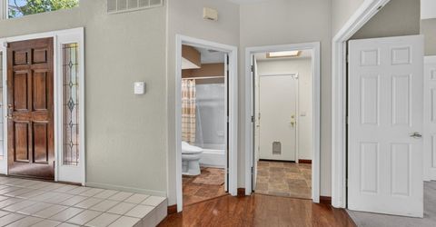 261 Baurer Cir, Folsom, CA 95630 Photo
