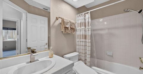 261 Baurer Cir, Folsom, CA 95630 Photo