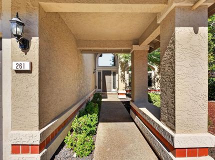 261 Baurer Cir, Folsom, CA 95630 Photo