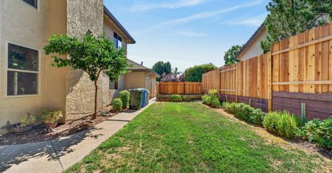 261 Baurer Cir, Folsom, CA 95630 Photo
