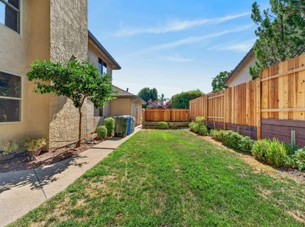 261 Baurer Cir, Folsom, CA 95630 Photo