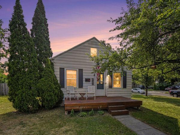 4540 Hyde Park Avenue SW, Grand Rapids, MI 49548