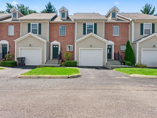 8345 Bruntsfield Road , Columbus, OH 43235