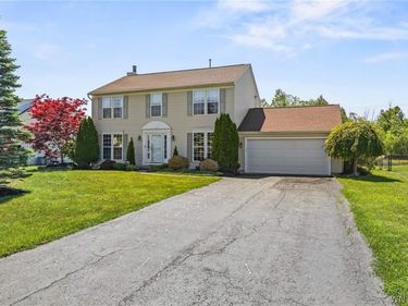 6840 Kimberly Drive, Lockport, NY 14094