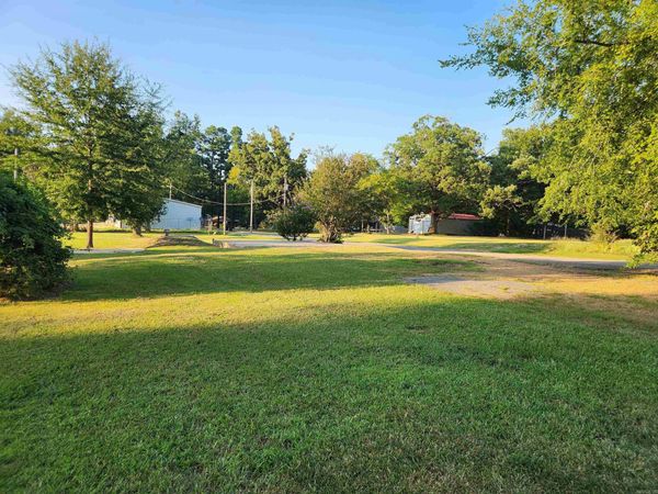 109 Neal St Street, Star City, AR 71667