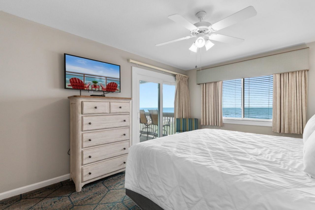 1011 S Ocean Blvd. Photo 19
