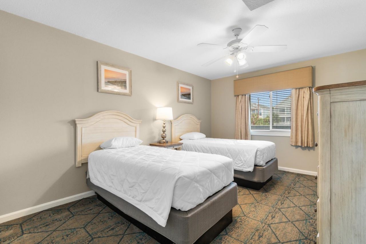 1011 S Ocean Blvd. Photo 21