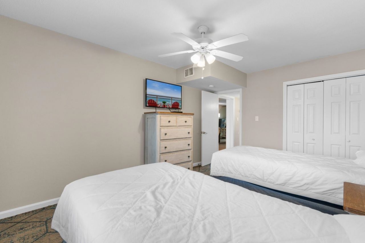 1011 S Ocean Blvd. Photo 22
