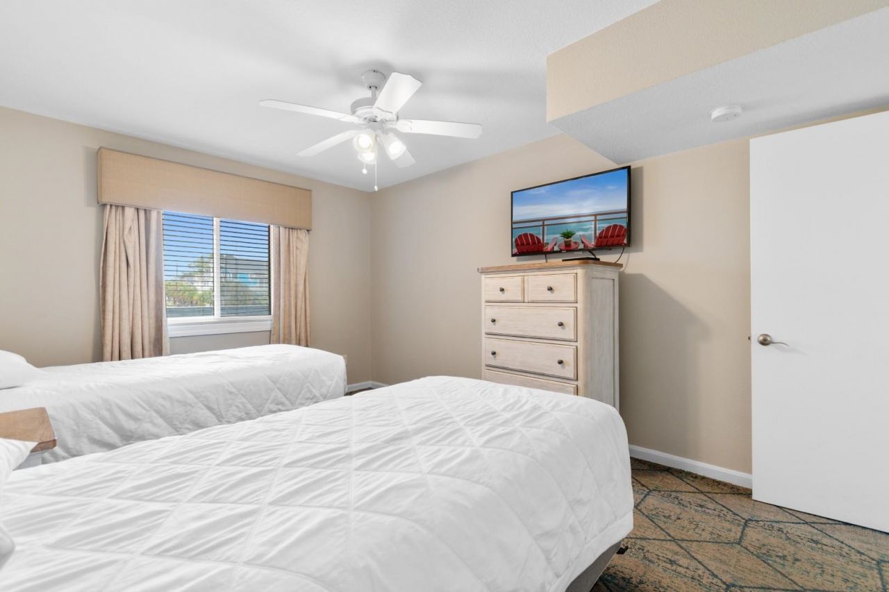 1011 S Ocean Blvd. Photo 24
