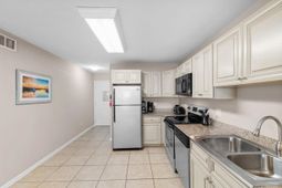 1011 S Ocean Blvd. photo 4
