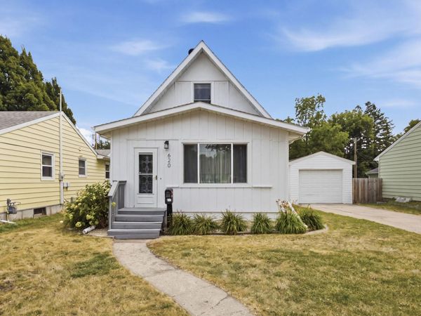 620 17th Street N, Moorhead, MN 56560