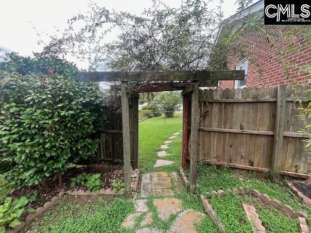 7509 Burdell Drive Photo 26