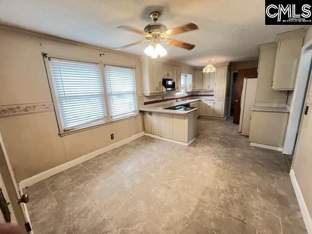7509 Burdell Drive Photo 4