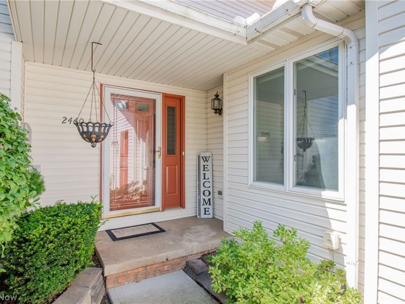 2440 Port Charles Drive, Stow, OH 44224 Photo 4