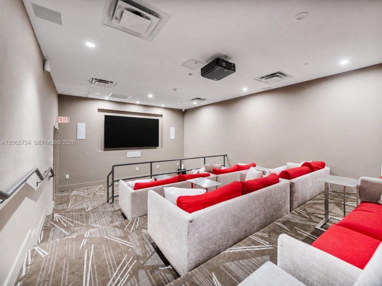 5701 Collins Ave , Unit 319, Miami Beach, FL 33140 Photo