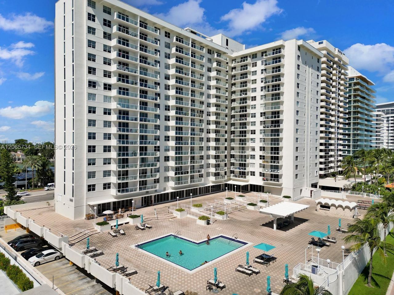 5701 Collins Ave , Unit 319, Miami Beach, FL 33140 Photo