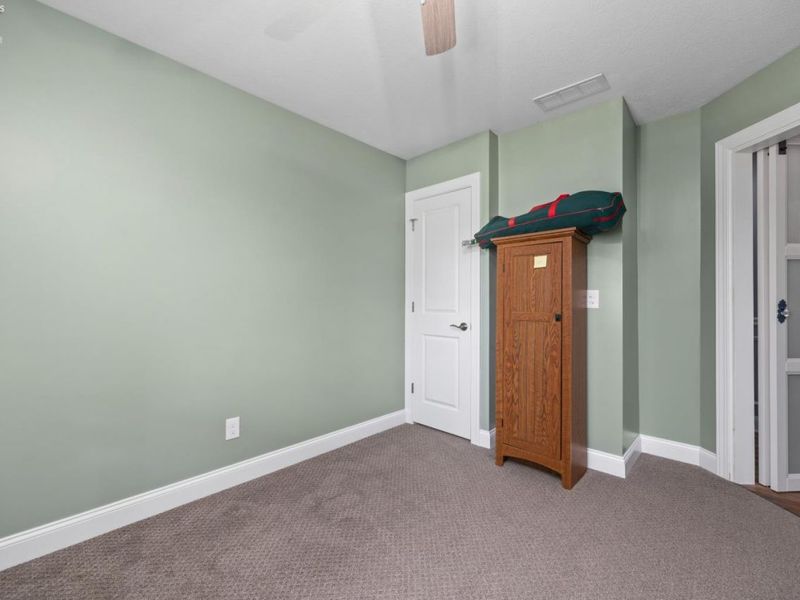 616 Chardonnay, Vermilion, OH 44089 Photo 31