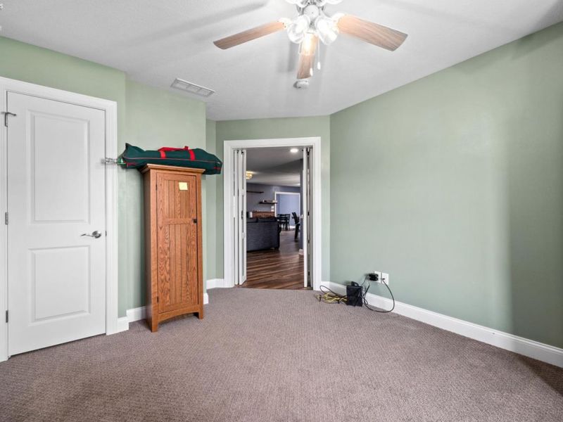 616 Chardonnay, Vermilion, OH 44089 Photo 32