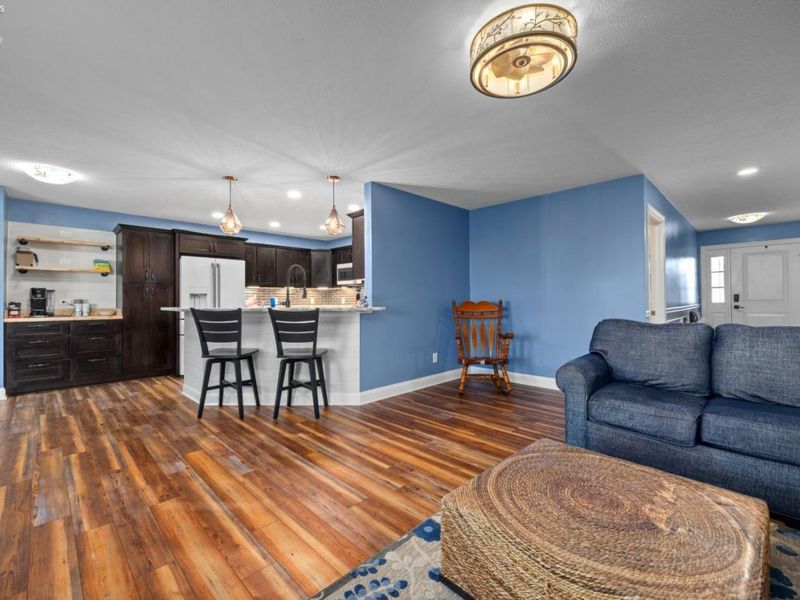 616 Chardonnay, Vermilion, OH 44089 Photo 7