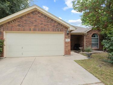 1220 Round Pen Run, Fort Worth, TX 76052