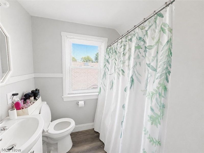 3735 Elbertus Avenue, Youngstown, OH 44507 Photo 9