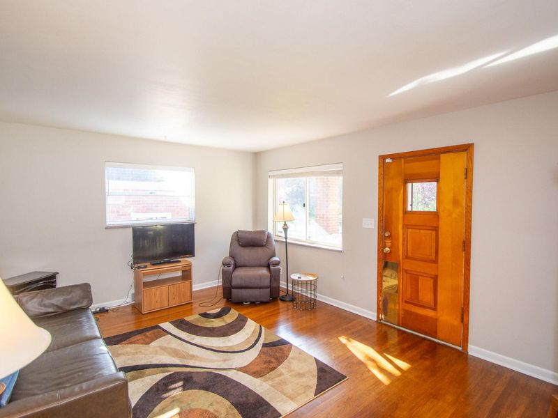 16 E 43rd Street, Latonia, KY 41015 Photo 4