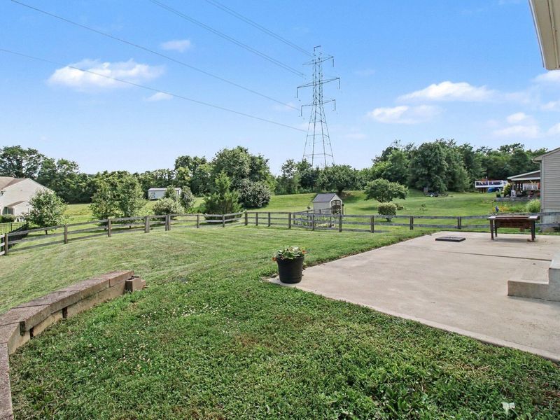 152 Ridgewood Drive, Alexandria, KY 41001 Photo 2
