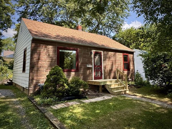 535 Hamilton Avenue, Lansing, MI 48910