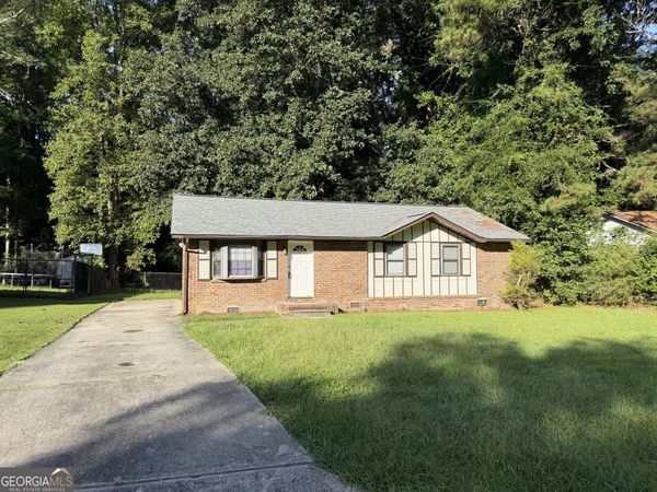1345 Labelle Street, Jonesboro, GA 30238