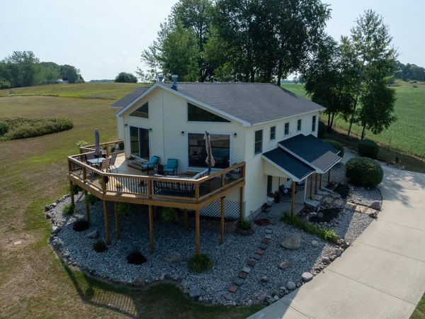 1201 Clubhouse Drive S, Lake Isabella, MI 48893