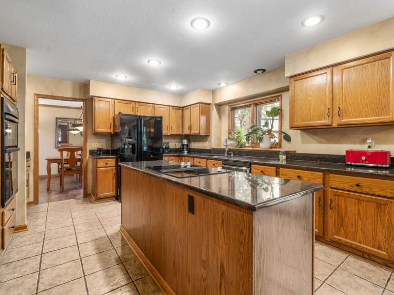 1148 Gold Place, Columbus, OH 43230 Photo 15