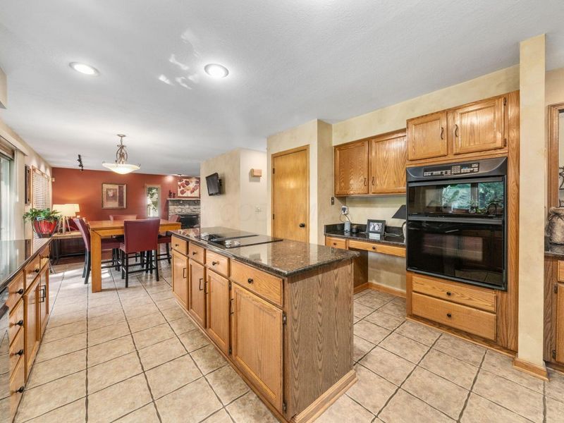 1148 Gold Place, Columbus, OH 43230 Photo 18