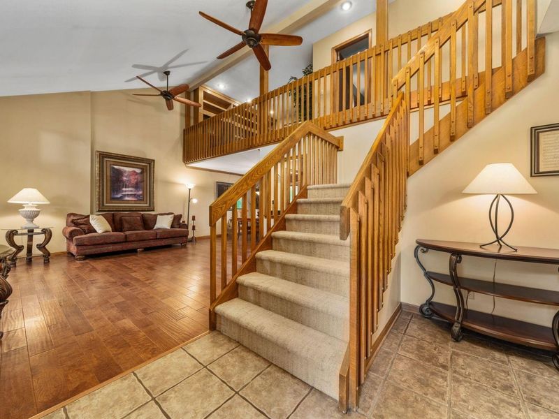 1148 Gold Place, Columbus, OH 43230 Photo 7