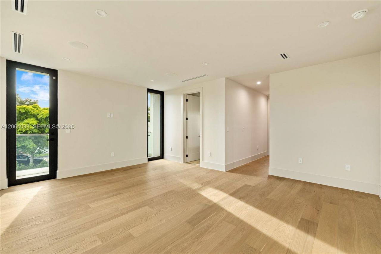 4031 NW 1st Ave, Miami, FL 33127 Photo