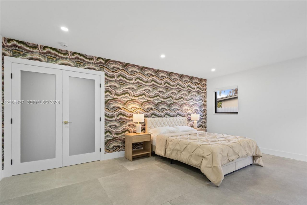 1042 NW 13th St , Fort Lauderdale, FL 33311 Photo
