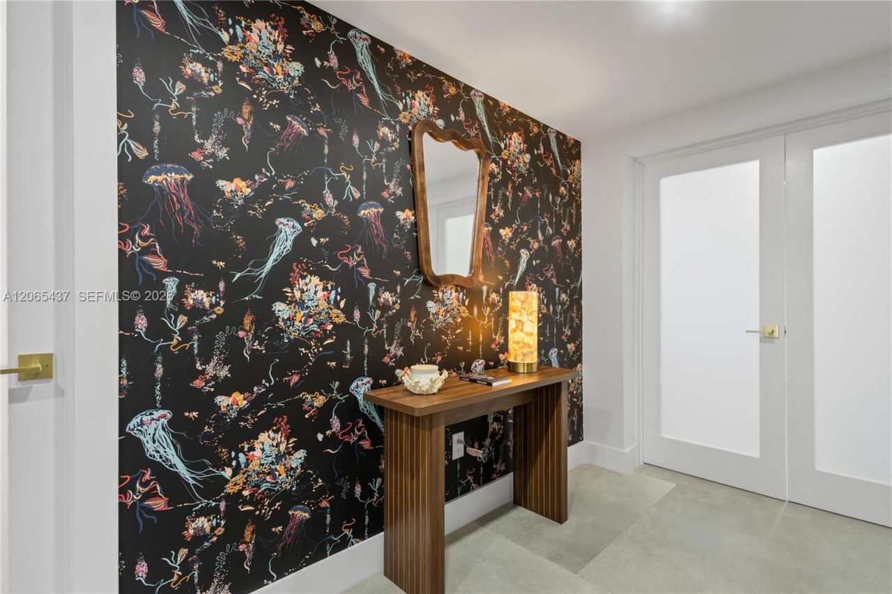 1042 NW 13th St , Fort Lauderdale, FL 33311 Photo